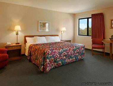 Days Inn By Wyndham Boonville Pokój zdjęcie